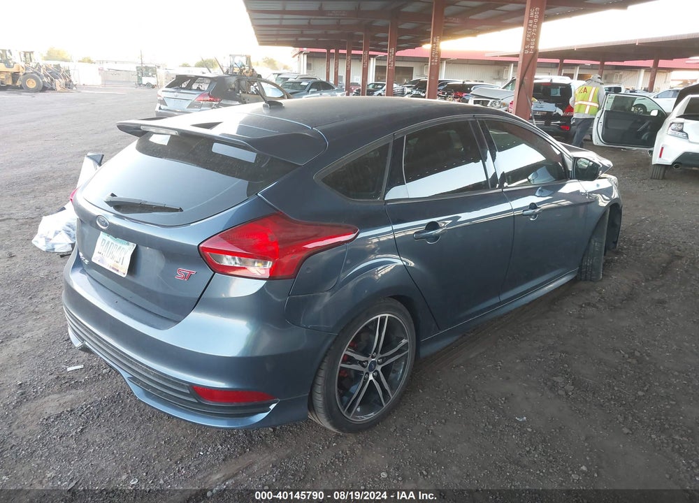 2018 FORD FOCUS ST VIN: 1FADP3L91JL270949