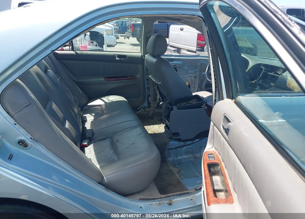 2005 TOYOTA CAMRY VIN: 4T1BF30K45U595666