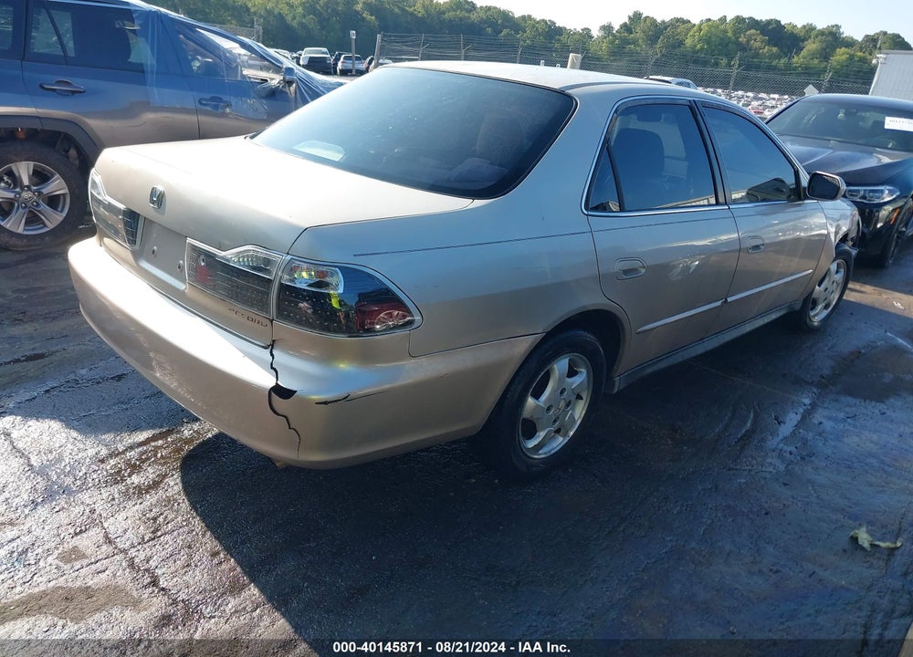 2002 HONDA ACCORD 2.3 LX VIN: 3HGCG564X2G708448