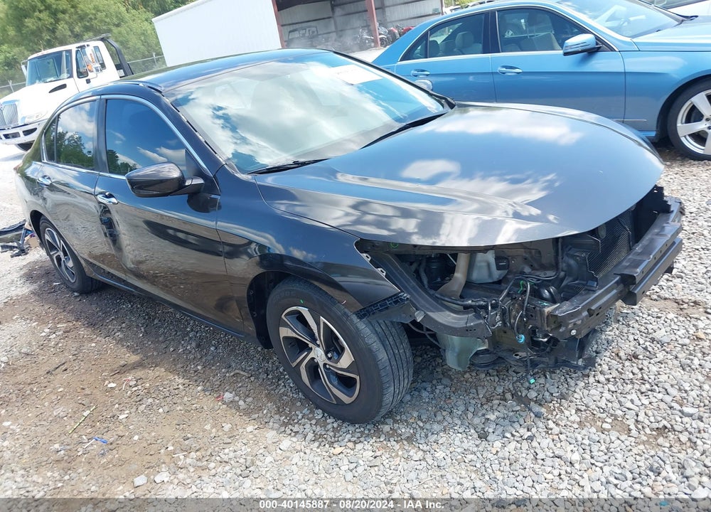 2017 HONDA ACCORD VIN: 1HGCR2F32HA193081