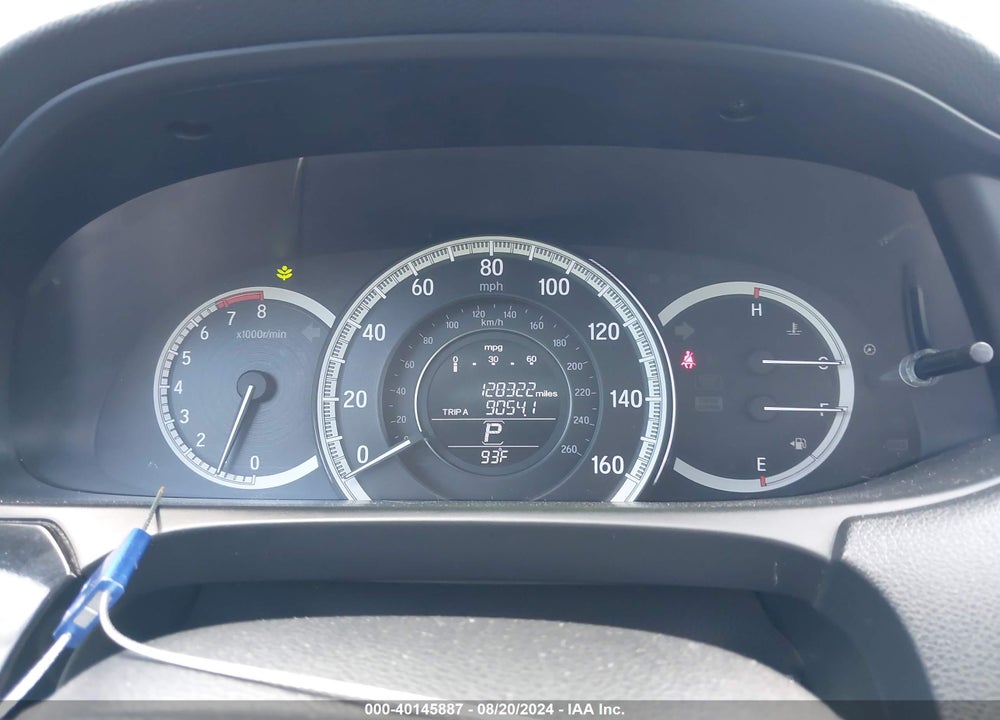 2017 HONDA ACCORD VIN: 1HGCR2F32HA193081