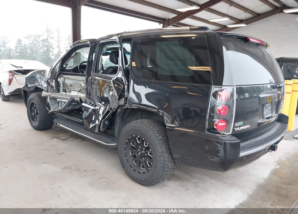 2012 GMC YUKON DENALI VIN: 1GKS2EEF2CR321412