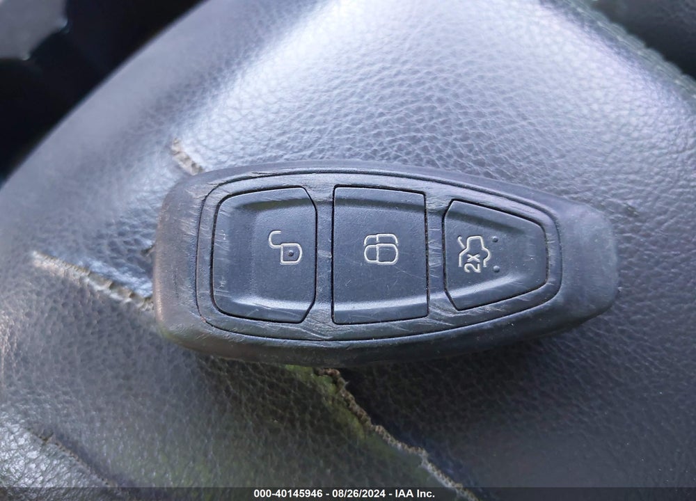 2012 FORD FOCUS TITANIUM VIN: 1FAHP3N28CL467900