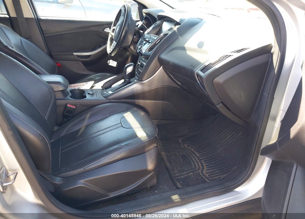 2012 FORD FOCUS TITANIUM VIN: 1FAHP3N28CL467900