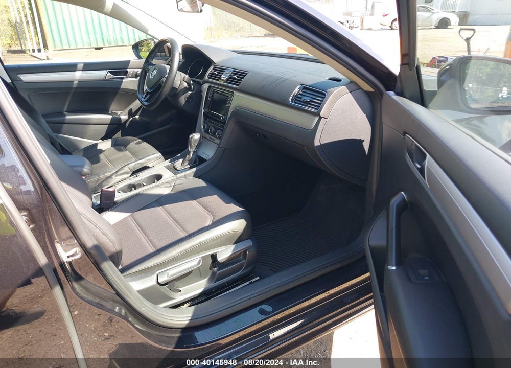 2019 VOLKSWAGEN PASSAT VIN: 1VWLA7A34KC006538