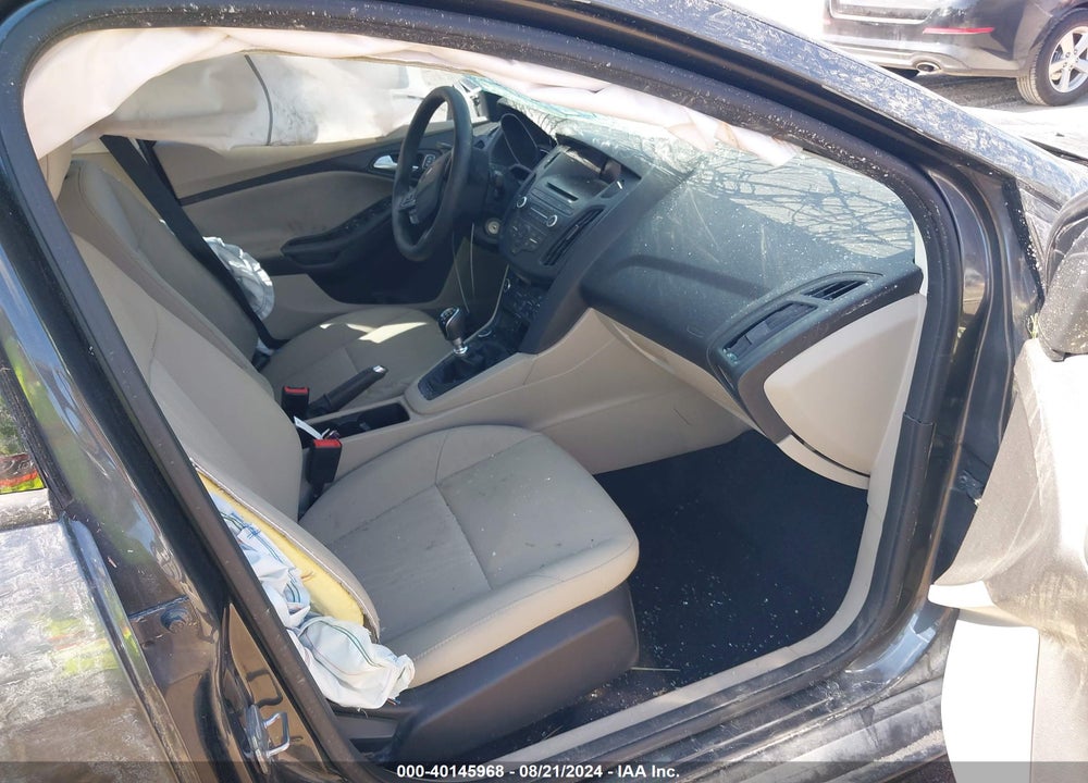 2017 FORD FOCUS SE VIN: 1FADP3FE8HL322869
