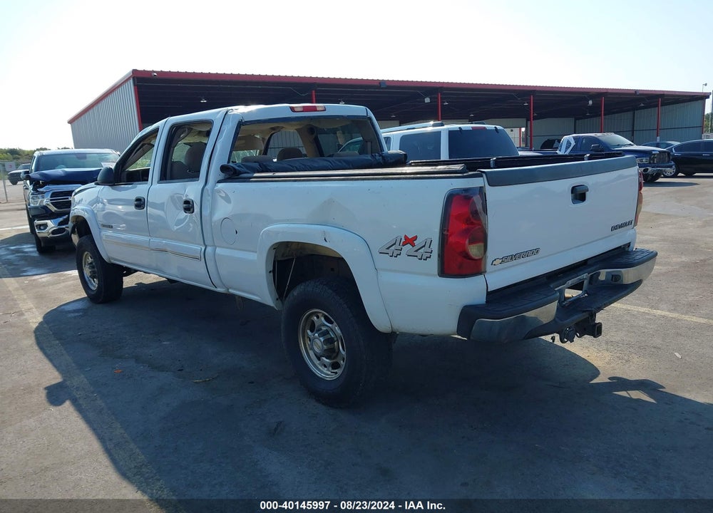 2004 CHEVROLET SILVERADO 2500HD LS VIN: 1GCHK23U14F184181