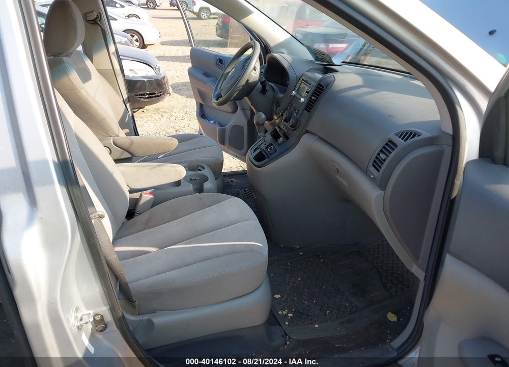 2011 KIA SEDONA LX VIN: KNDMG4C70B6368966