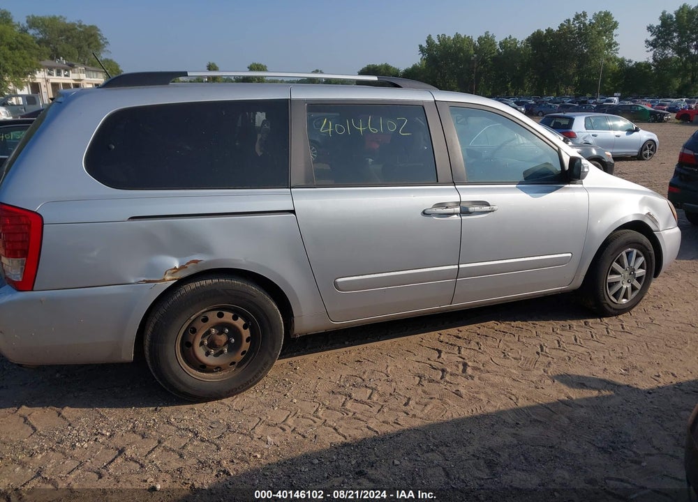 2011 KIA SEDONA LX VIN: KNDMG4C70B6368966
