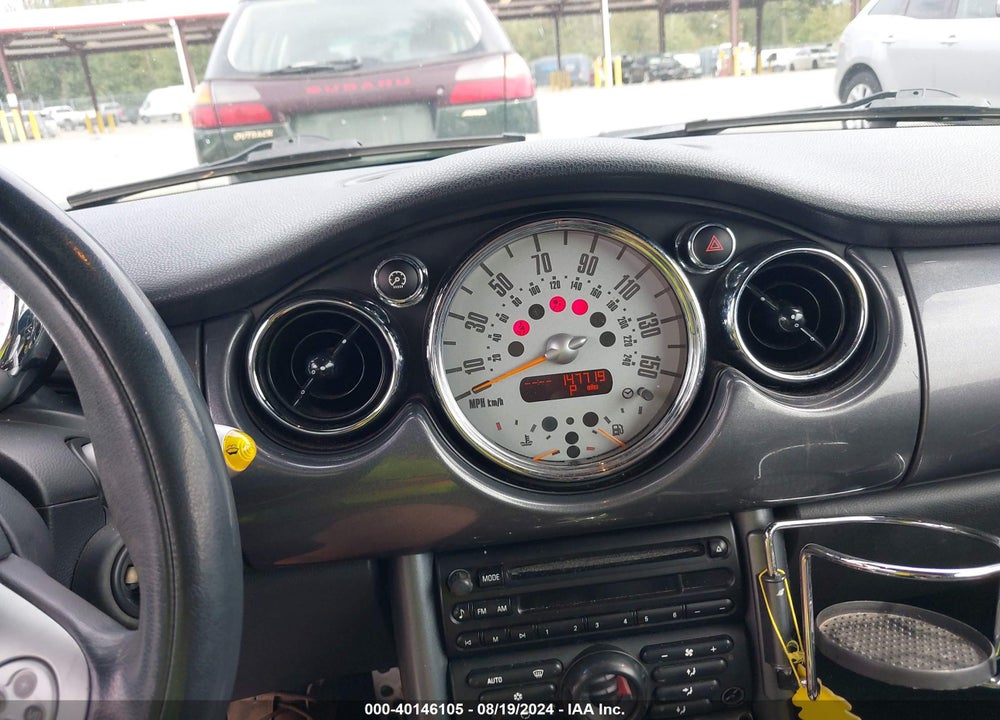 2006 MINI COOPER VIN: WMWRF33556TG13866
