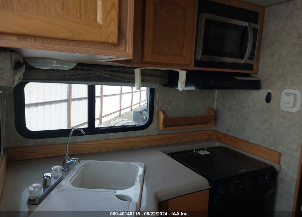 2007 EAGLE CAMPER 1050 VIN: ECC10500150