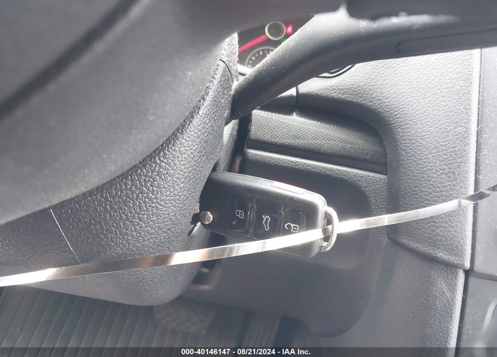 2013 VOLKSWAGEN JETTA SPORTWAGEN 2.0L TDI VIN: 3VWPL7AJ7DM679822