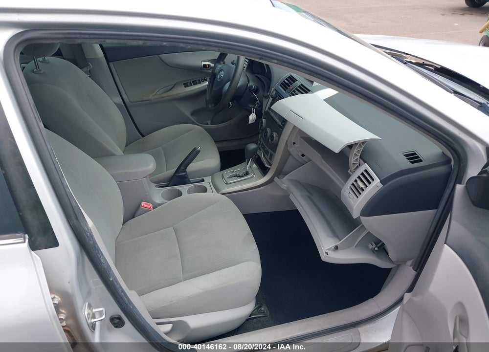 2013 TOYOTA COROLLA LE/LE SPECIAL EDITION VIN: 2T1BU4EE2DC046112