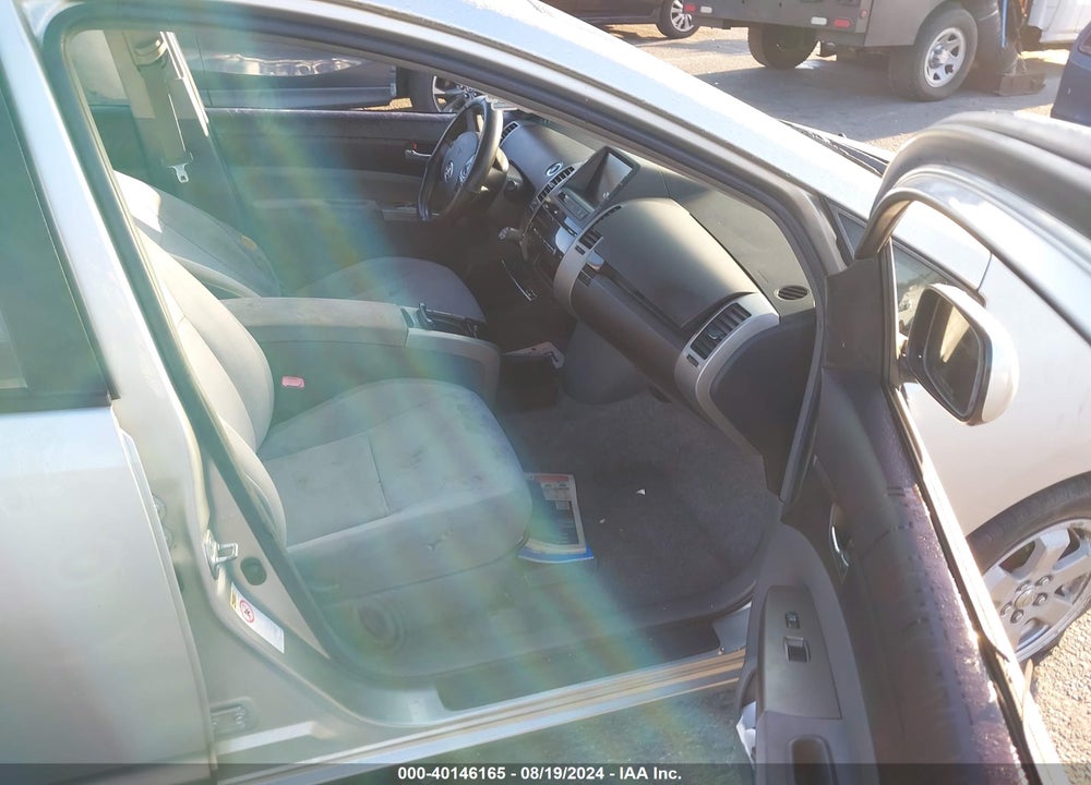 2005 TOYOTA PRIUS VIN: JTDKB20U253030477