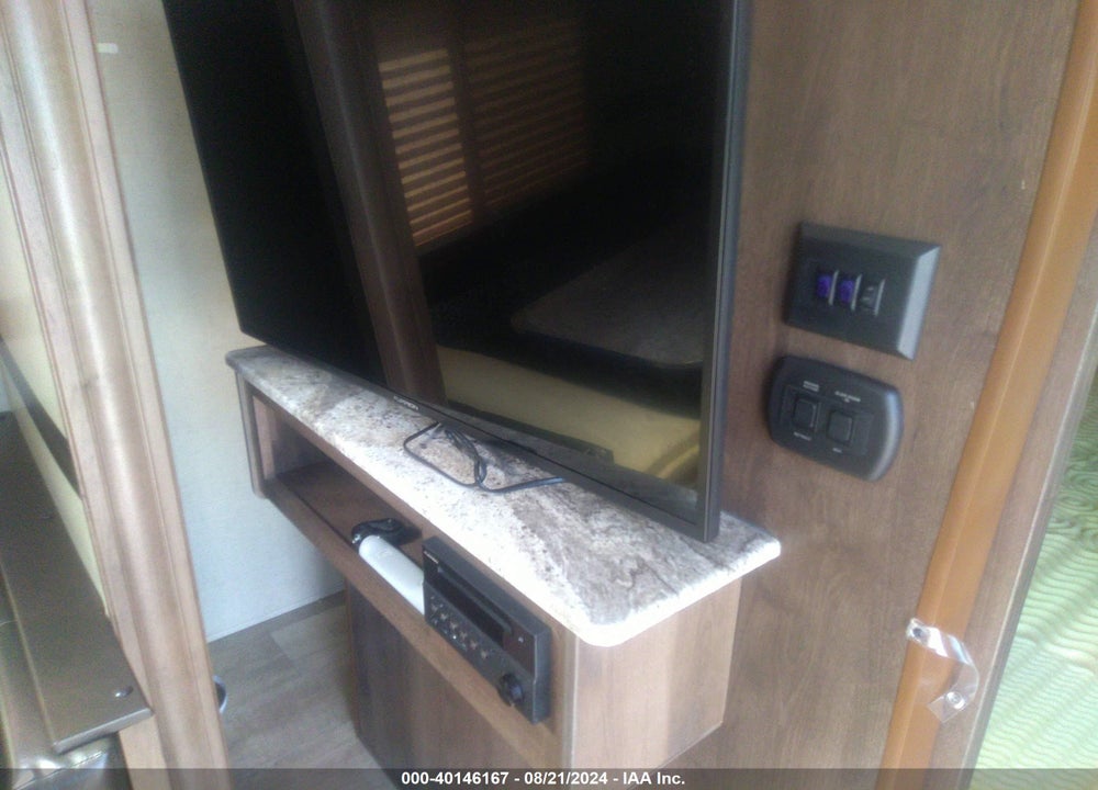 2018 KZ SPREE C241BHK VIN: 4EZTL252XJ8035365