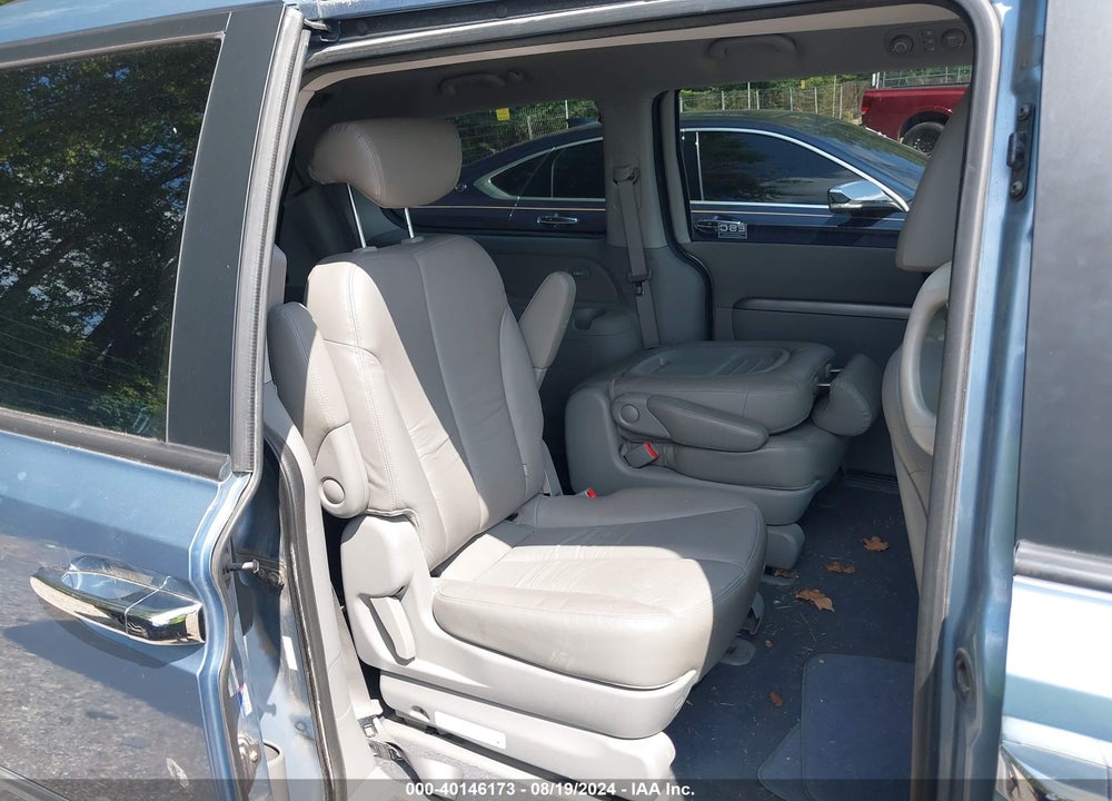 2008 HYUNDAI ENTOURAGE GLS/LIMITED VIN: KNDMC233786054642