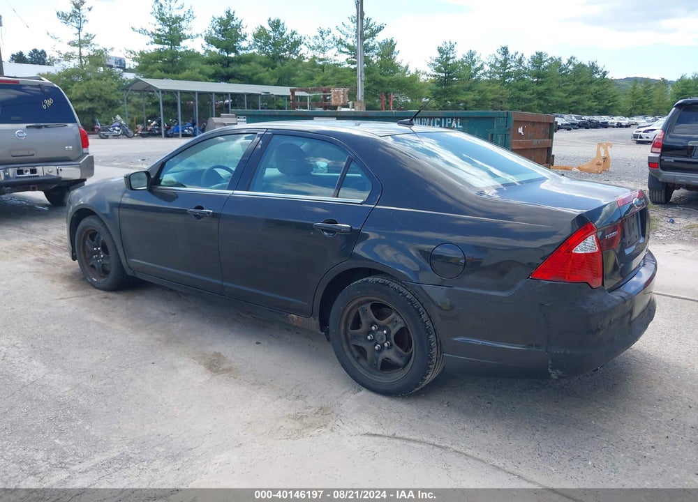 2010 FORD FUSION SE VIN: 3FAHP0HGXAR120573