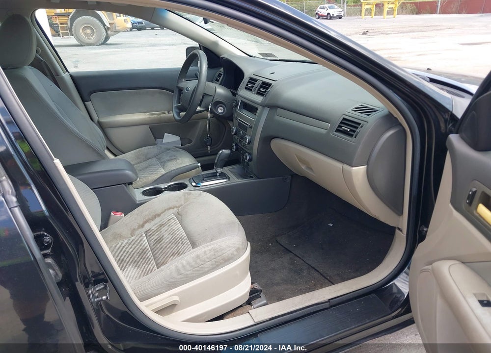 2010 FORD FUSION SE VIN: 3FAHP0HGXAR120573