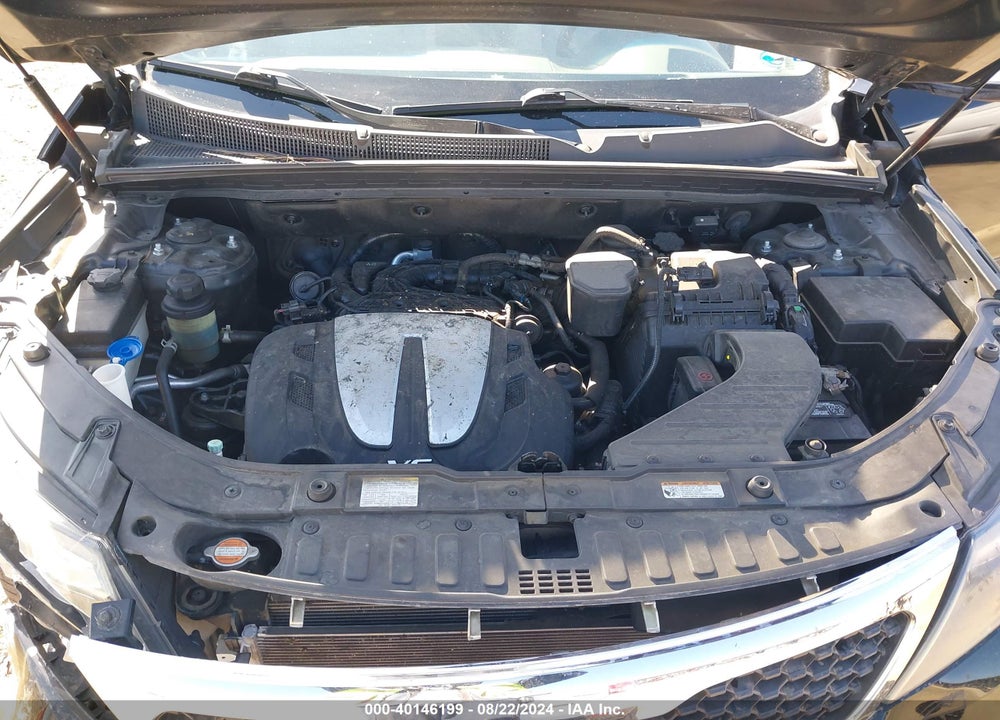 2011 KIA SORENTO LX V6 VIN: 5XYKT4A29BG156235