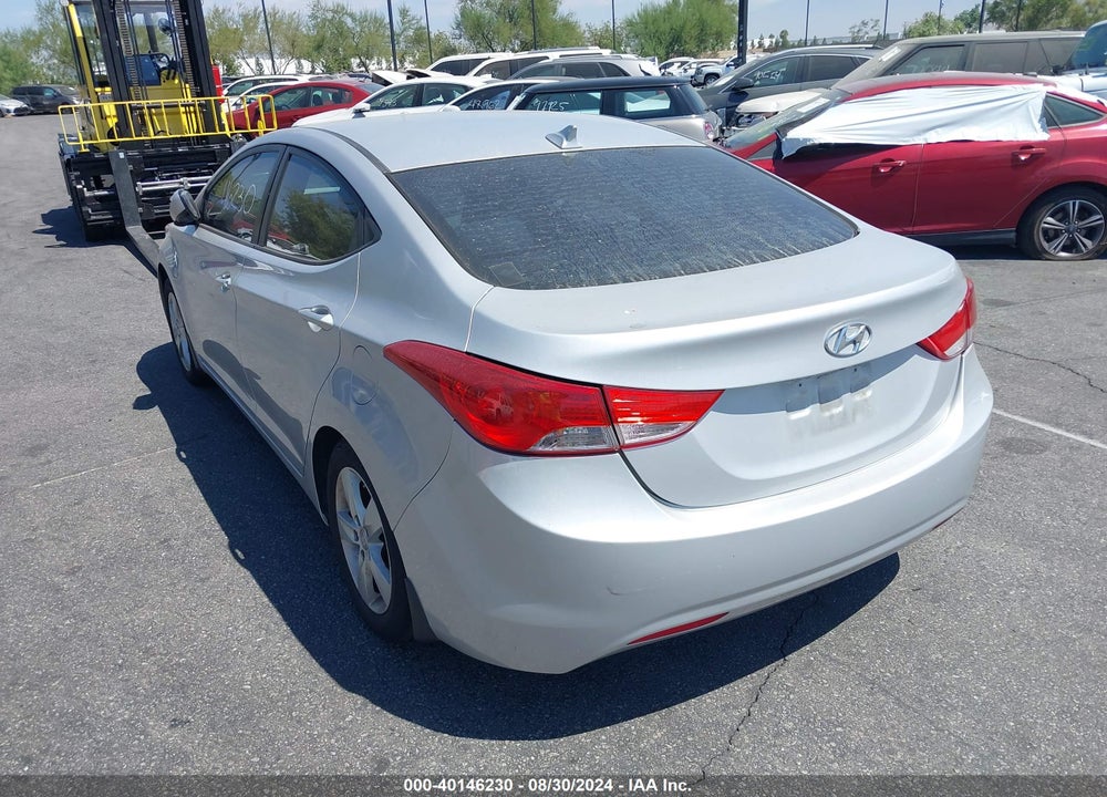 2013 HYUNDAI ELANTRA GLS VIN: KMHDH4AE4DU849229