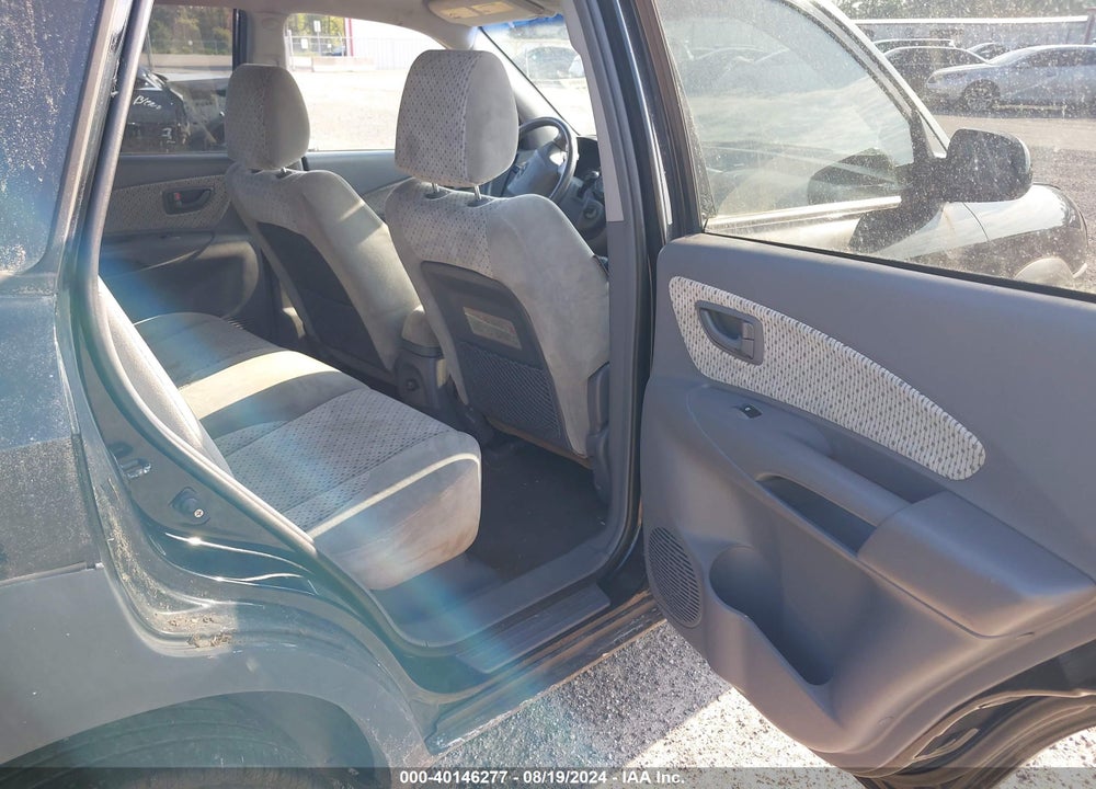 2005 HYUNDAI TUCSON GLS/LX VIN: KM8JN72D35U073079
