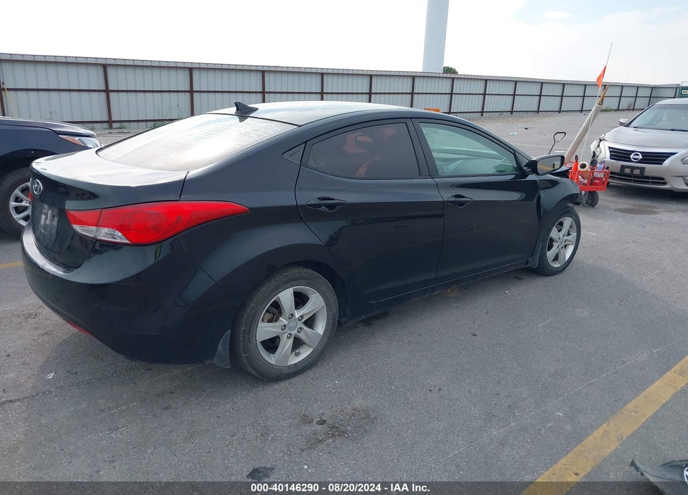 2013 HYUNDAI ELANTRA GLS VIN: KMHDH4AE9DU745433