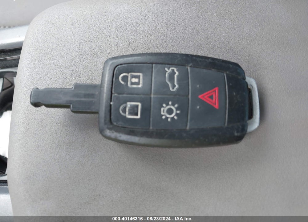 2009 VOLVO C30 VIN: YV1MK672592145567