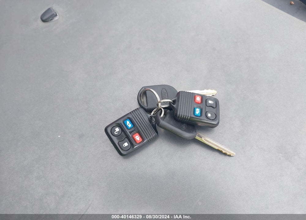 2004 FORD TAURUS SE VIN: 1FAFP53264A197956