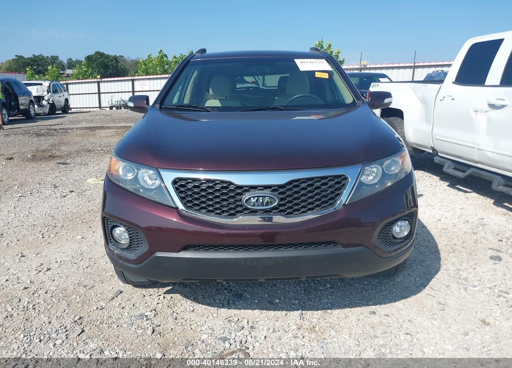 2013 KIA SORENTO VIN: 5XYKT3A61DG363444