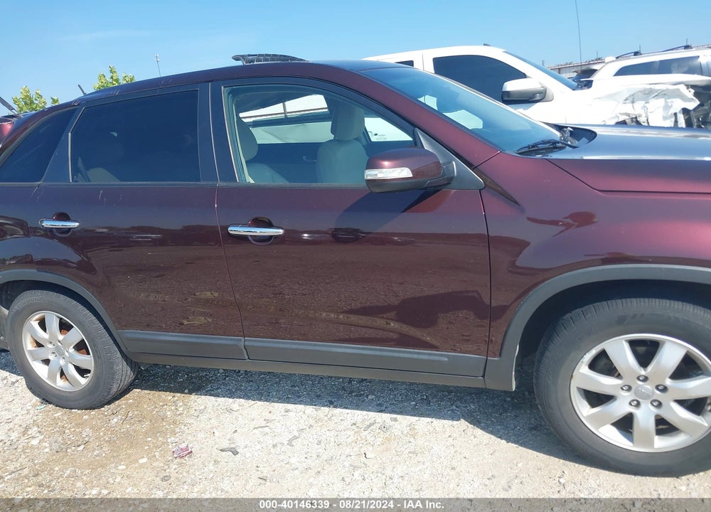 2013 KIA SORENTO VIN: 5XYKT3A61DG363444