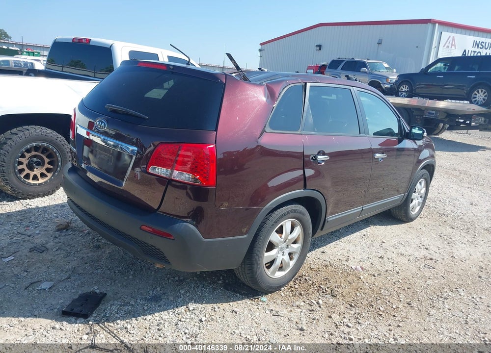 2013 KIA SORENTO VIN: 5XYKT3A61DG363444