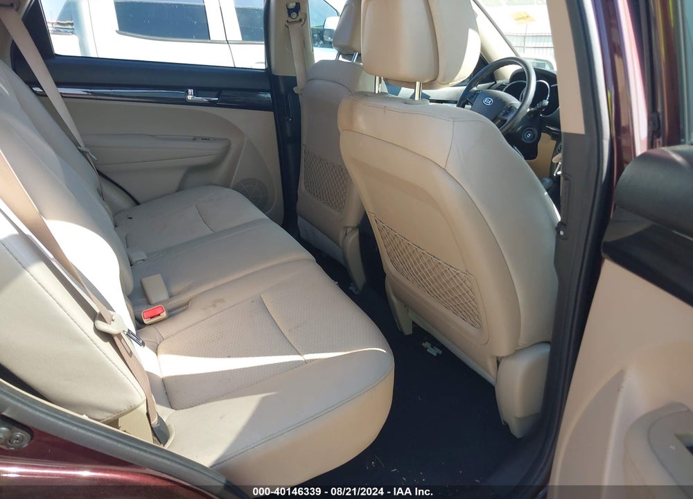 2013 KIA SORENTO VIN: 5XYKT3A61DG363444