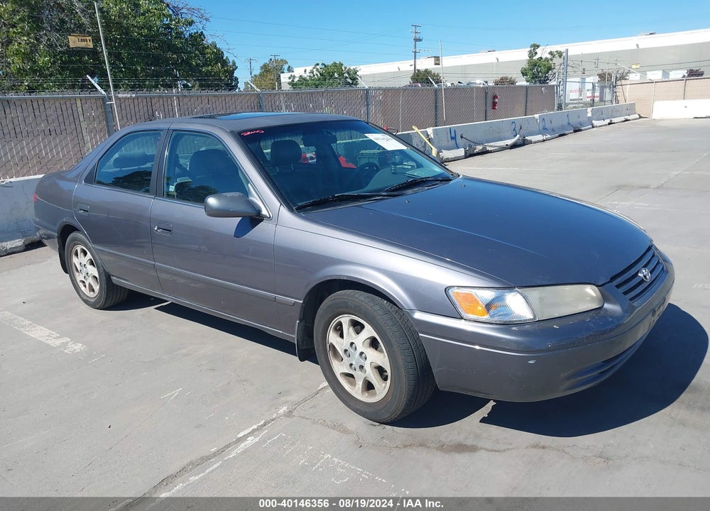 1998 TOYOTA CAMRY VIN: JT2BF28K4W0133922