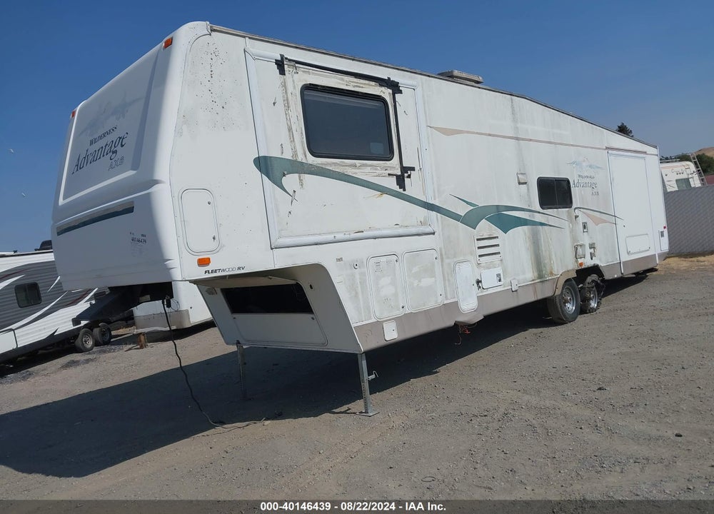 2004 FLEETWOOD WILDERNESS ADVANTAGE VIN: 1ED5F362342308360