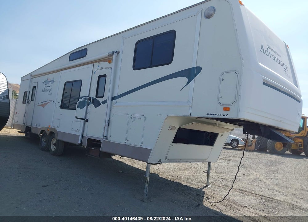 2004 FLEETWOOD WILDERNESS ADVANTAGE VIN: 1ED5F362342308360