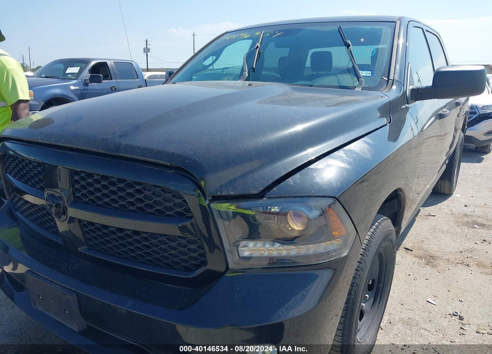 2015 RAM 1500 EXPRESS VIN: 1C6RR6KTXFS664009