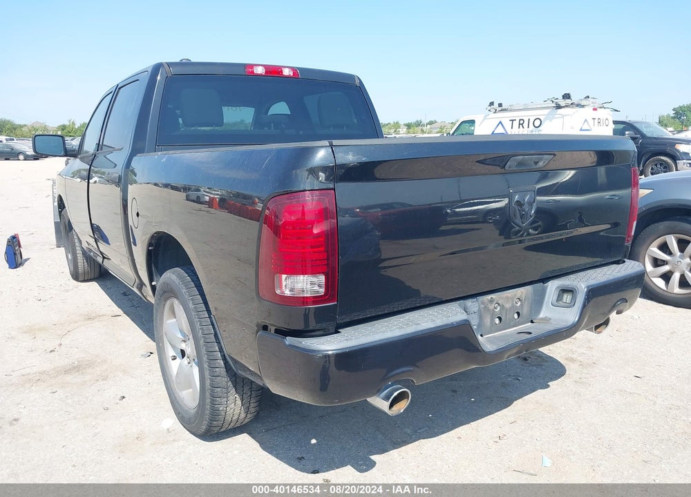 2015 RAM 1500 EXPRESS VIN: 1C6RR6KTXFS664009