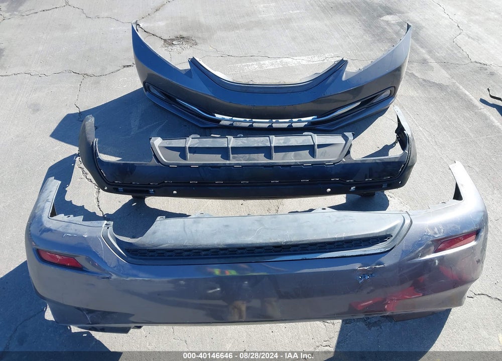 2015 HONDA CIVIC HYBRID VIN: 19XFB4F38FE002091