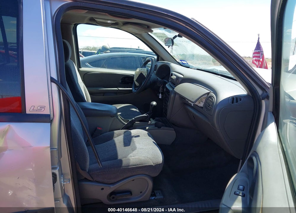 2004 CHEVROLET TRAILBLAZER VIN: 1GNDT13S542406546
