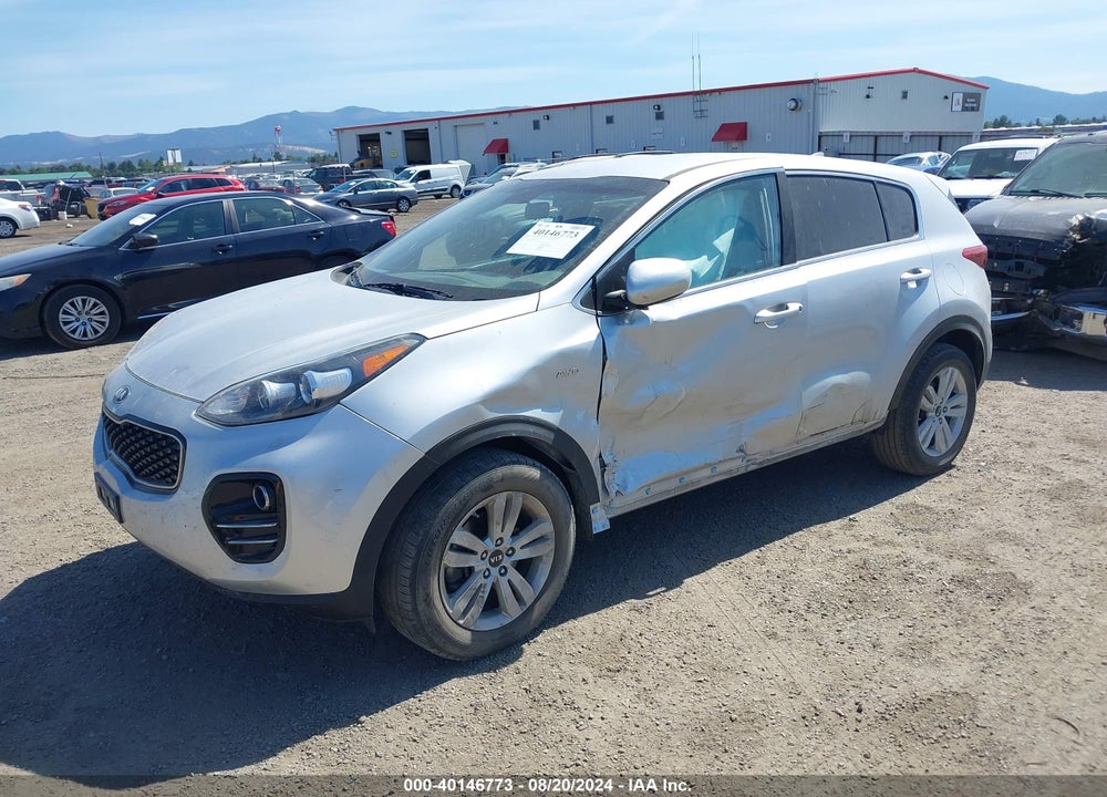 2018 KIA SPORTAGE LX VIN: KNDPMCAC0J7421559