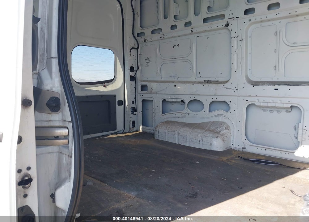 2014 NISSAN NV CARGO NV2500 HD S V8/SV/SV V8 VIN: 1N6AF0LY4EN102039