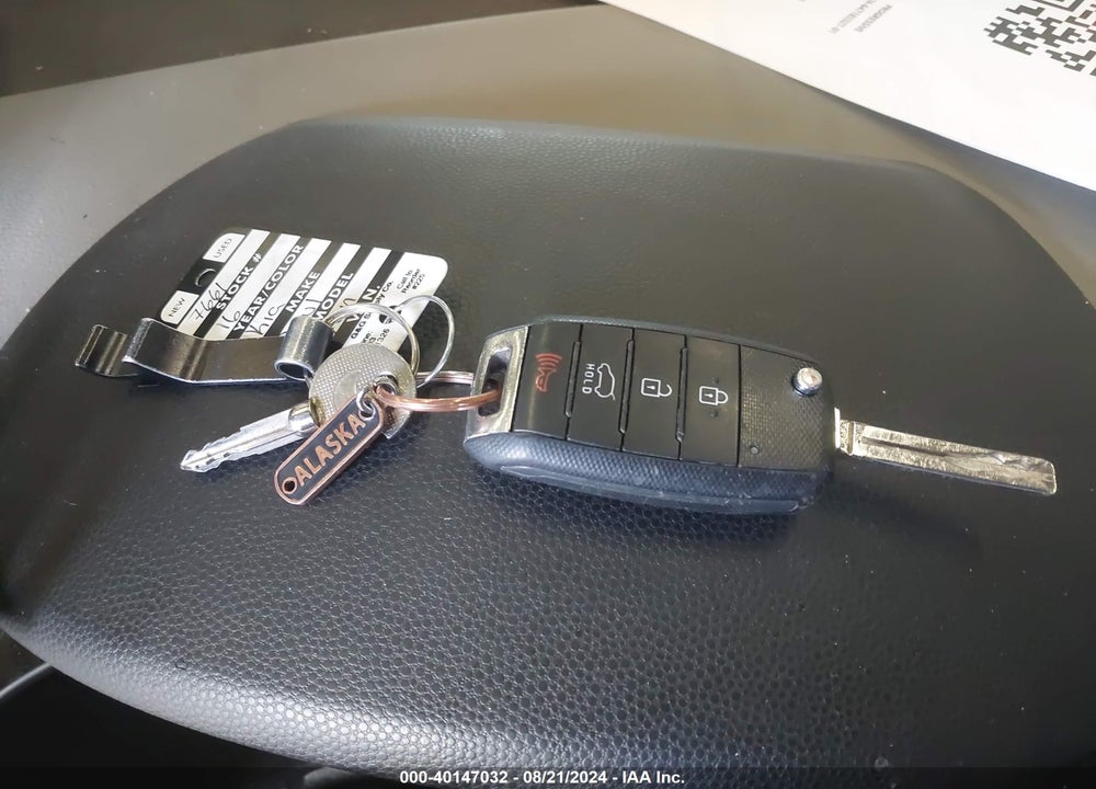 2016 KIA SOUL VIN: KNDJN2A28G7348843