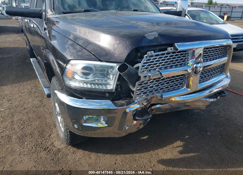 2016 RAM 2500 LAIE VIN: 3C6UR5KL5GG274027