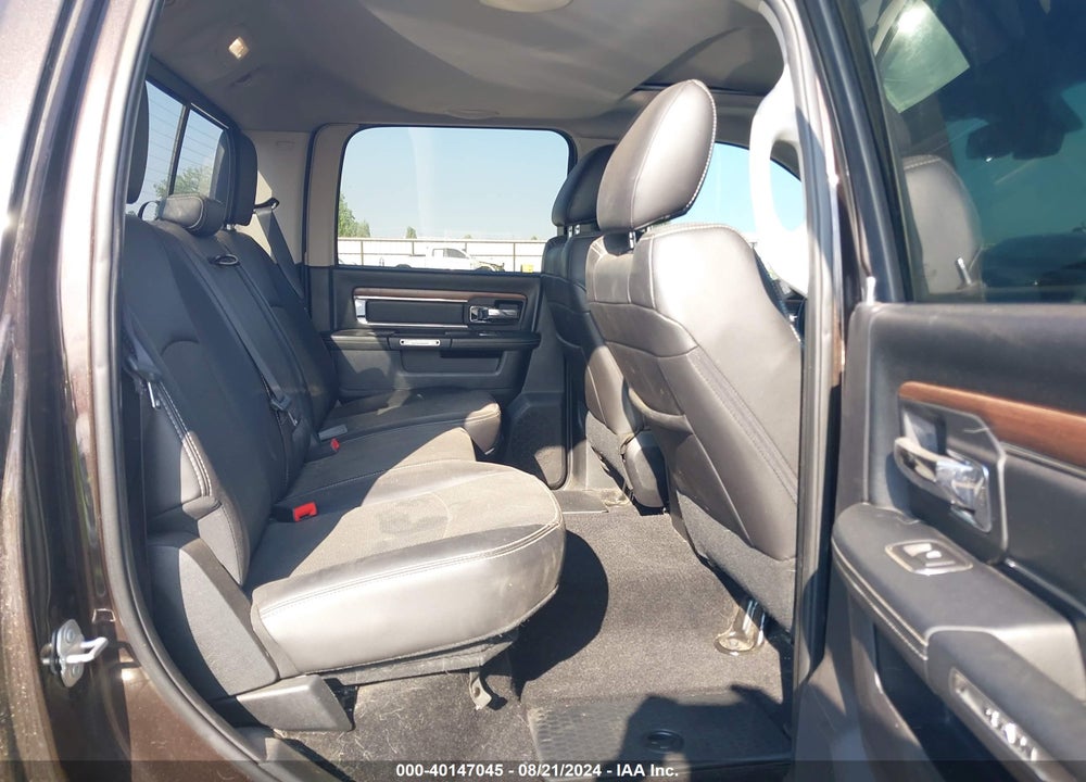 2016 RAM 2500 LAIE VIN: 3C6UR5KL5GG274027