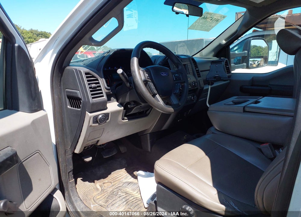 2017 FORD F-550 CHASSIS XL VIN: 1FDUF5GY7HEF22417