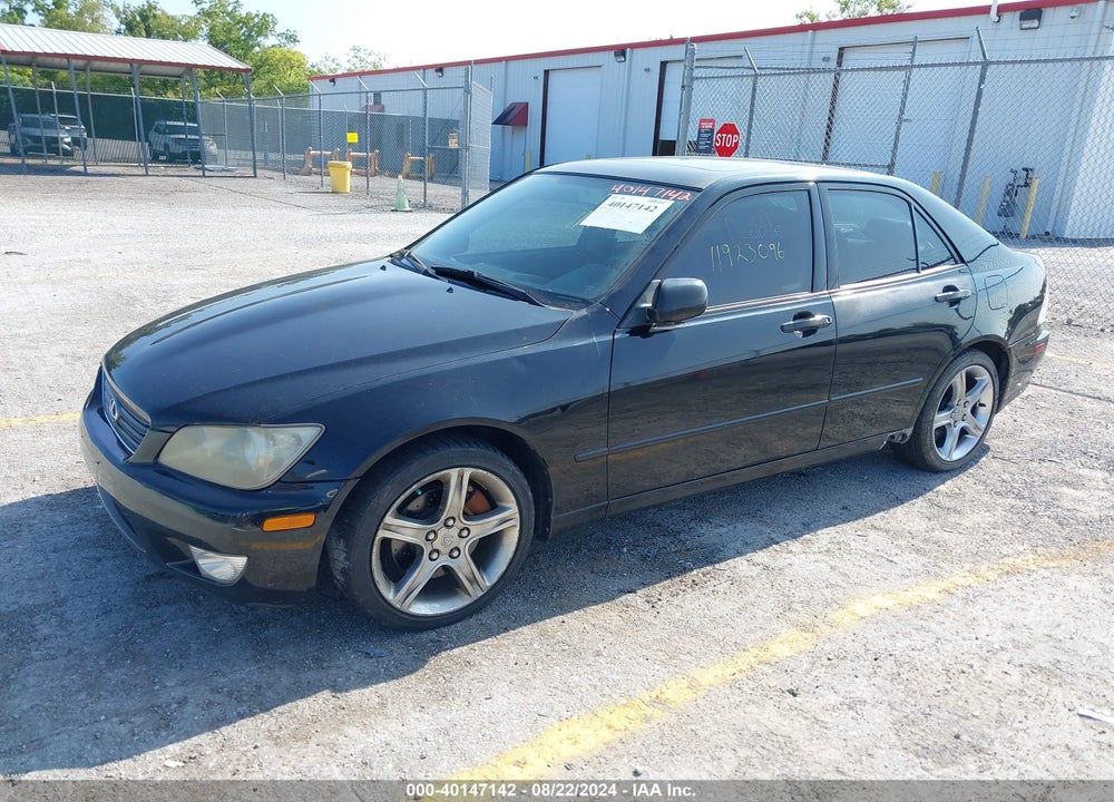 2001 LEXUS IS 300 VIN: JTHBD182710005916