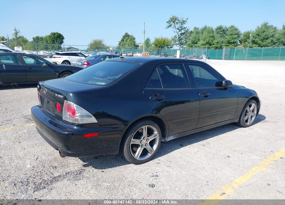 2001 LEXUS IS 300 VIN: JTHBD182710005916
