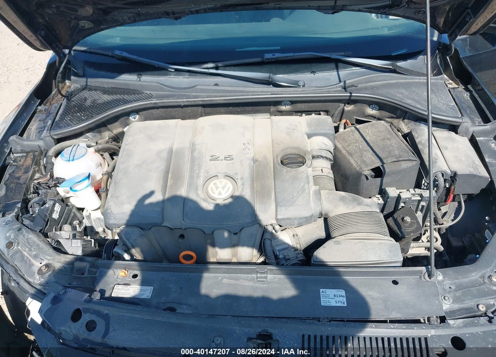 2012 VOLKSWAGEN PASSAT 2.5L S VIN: 1VWAH7A36CC087658