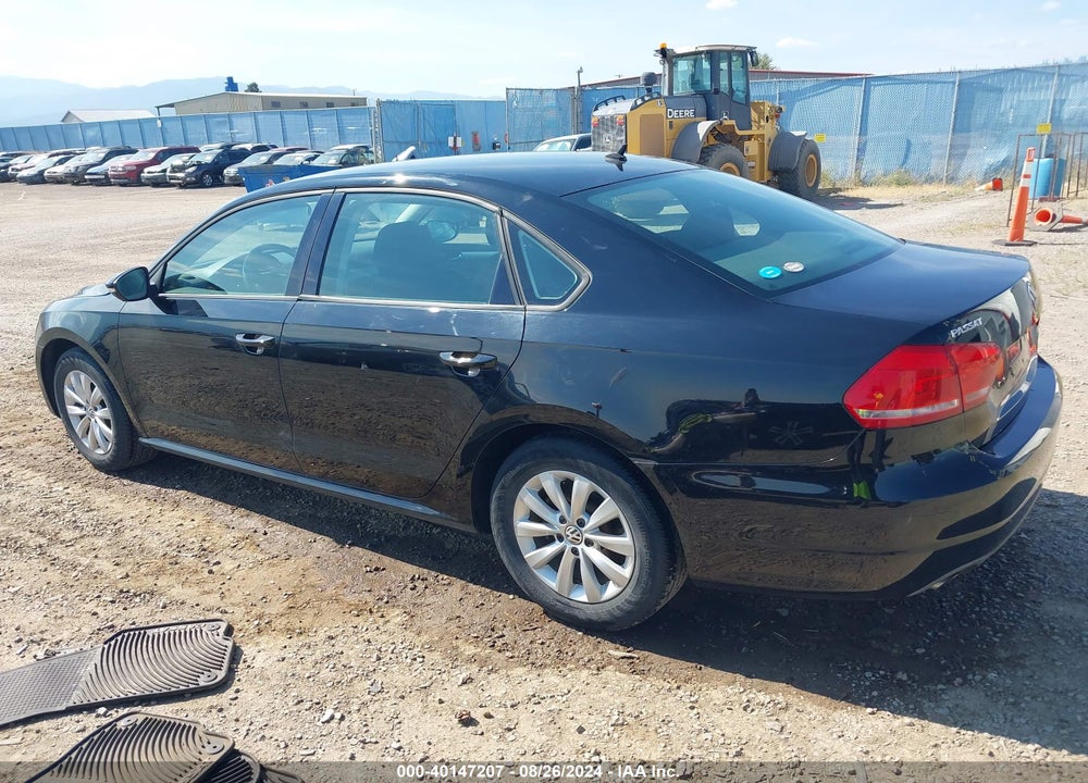 2012 VOLKSWAGEN PASSAT 2.5L S VIN: 1VWAH7A36CC087658