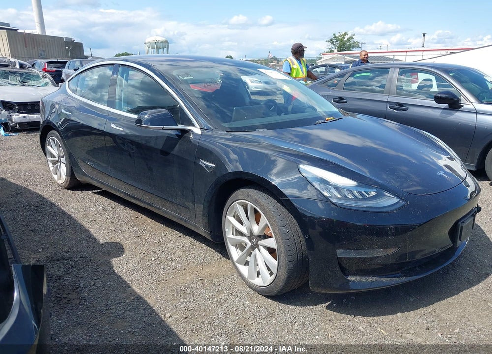 2018 TESLA MODEL 3 LONG RANGE/MID RANGE VIN: 5YJ3E1EA4JF046844